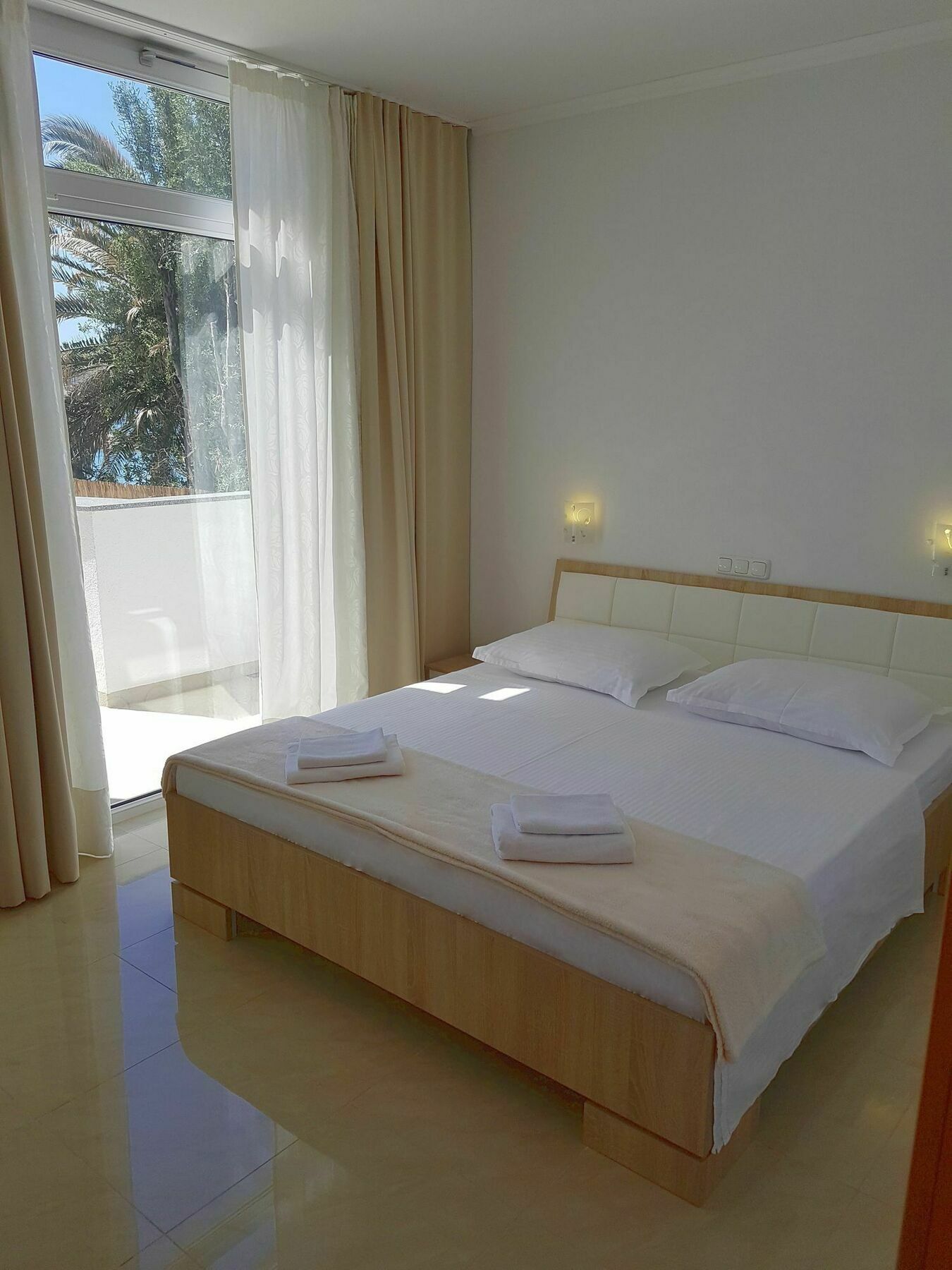 Sunset Split Hotel Podstrana Exterior photo
