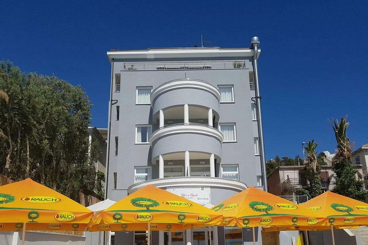 Sunset Split Hotel Podstrana Exterior photo